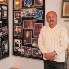 1984 - Анатолий Берестов создал  джаз-клуб «Геликон»
